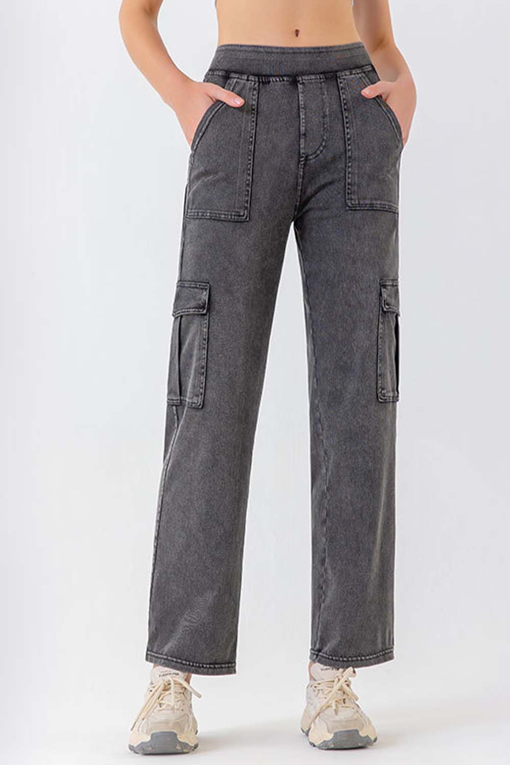 Honeybee Mumford's Buttoned Pocketed Long Jeans