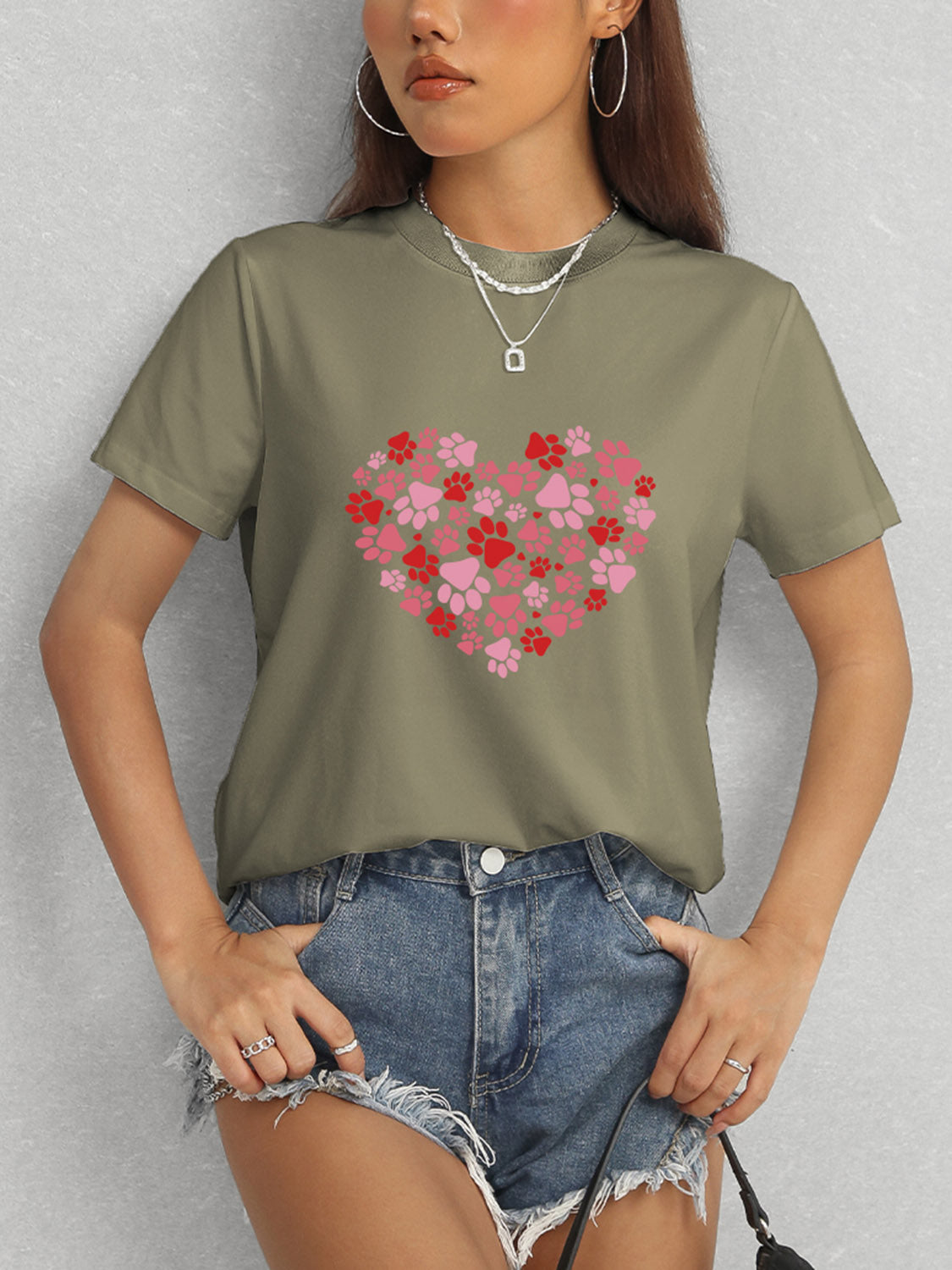 Honeybee Mumford's Heart Round Neck Short Sleeve T-Shirt