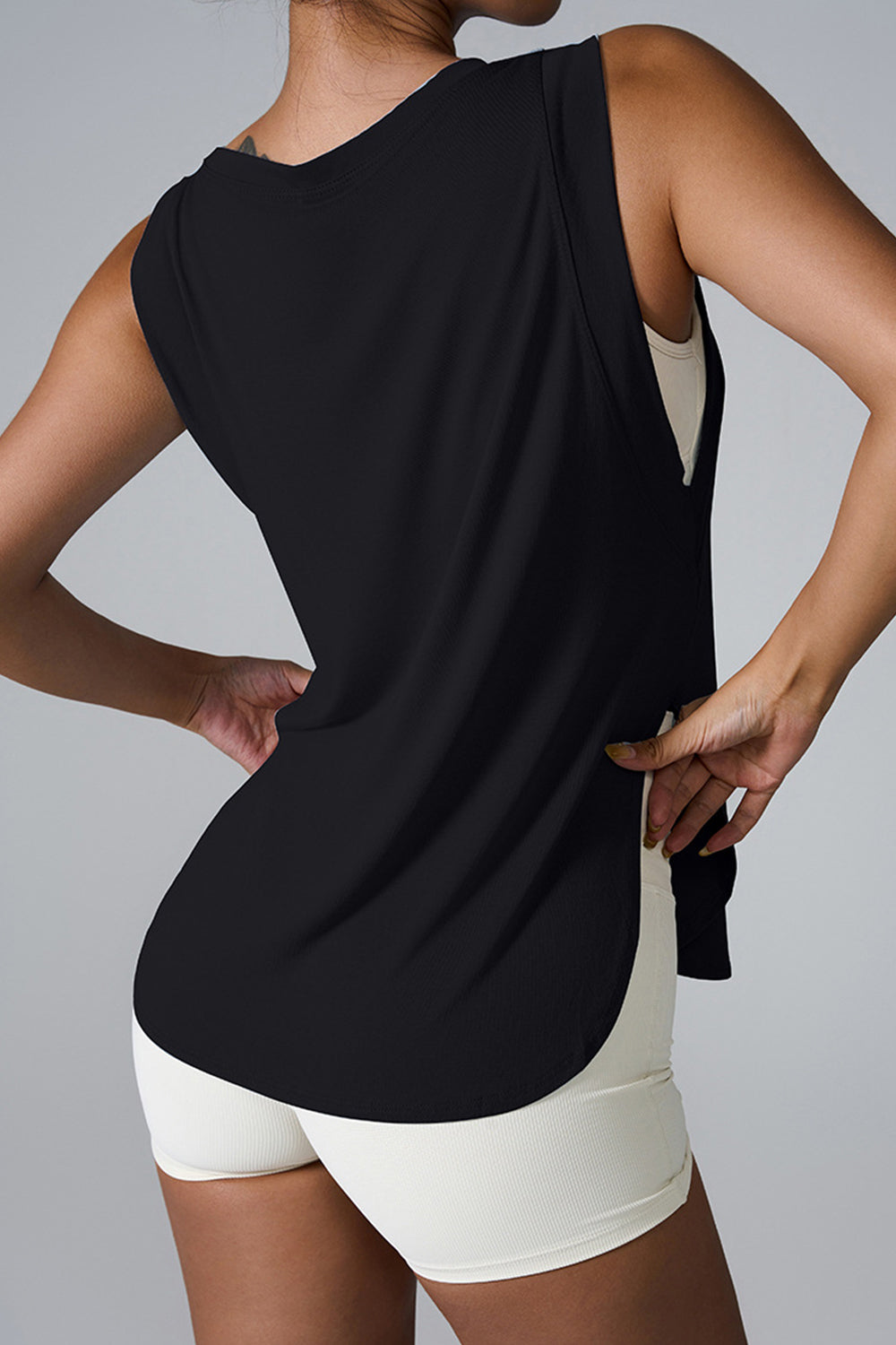 Honeybee Mumford's Slit Round Neck Active Tank