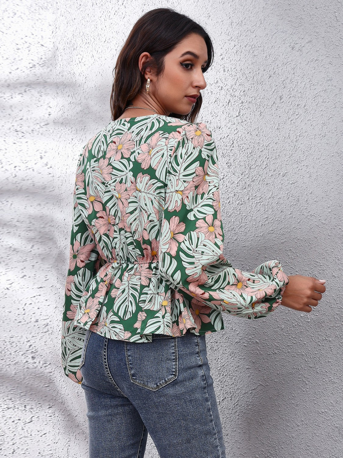 Honeybee Mumford's Floral V-Neck Balloon Sleeve Peplum Blouse