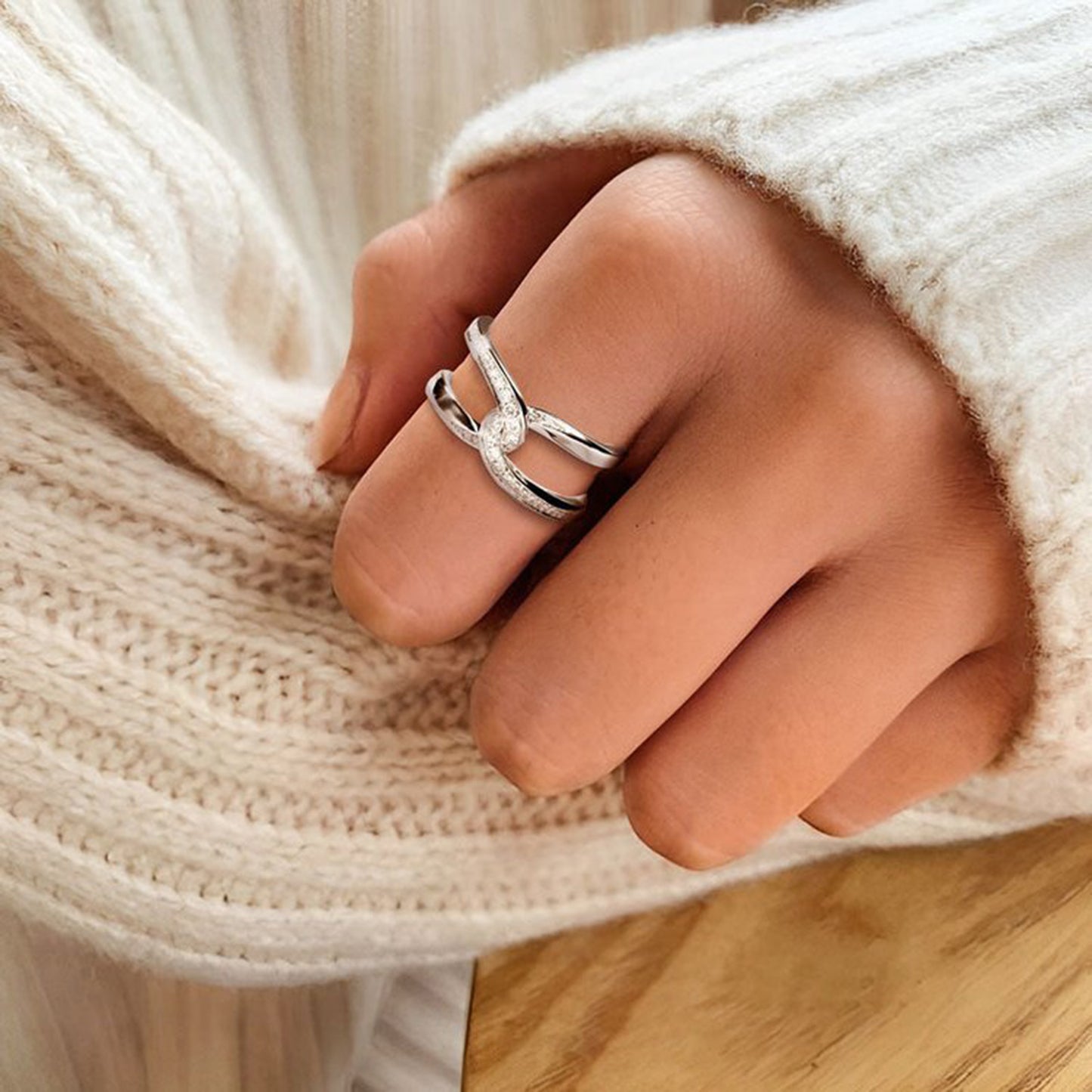 Honeybee Mumford's Twisted Double-layered Ring