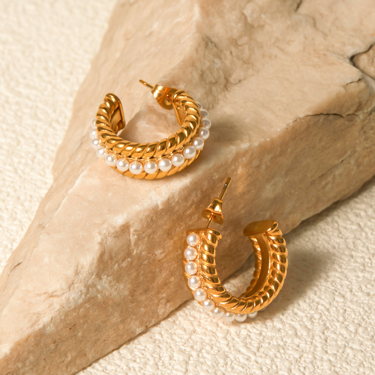 honeybee Mumford's Pearl C-Hoop Earrings