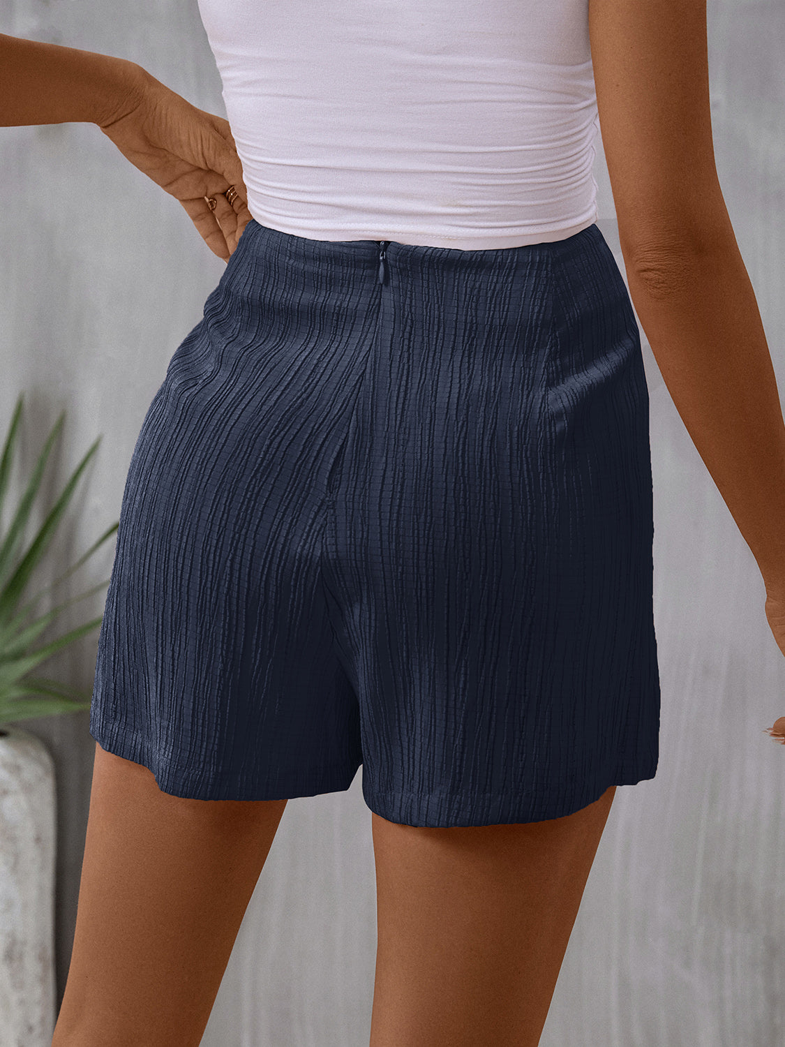 Honeybee Mumford's Tied High Waist Skort