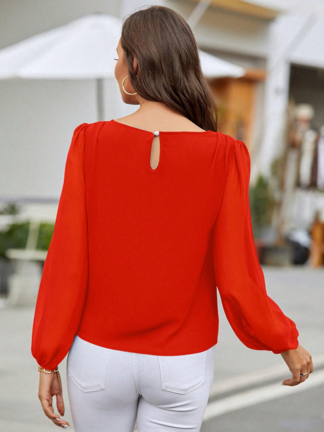 Honeybee Mumford's Round Neck Balloon Sleeve Blouse