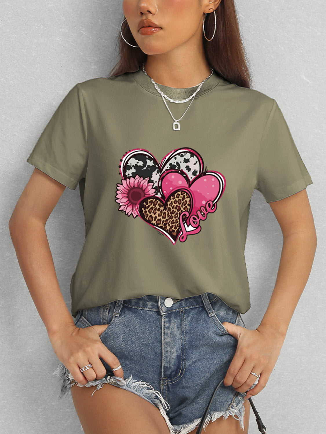 Honeybee Mumford's Heart Round Neck Short Sleeve T-Shirt