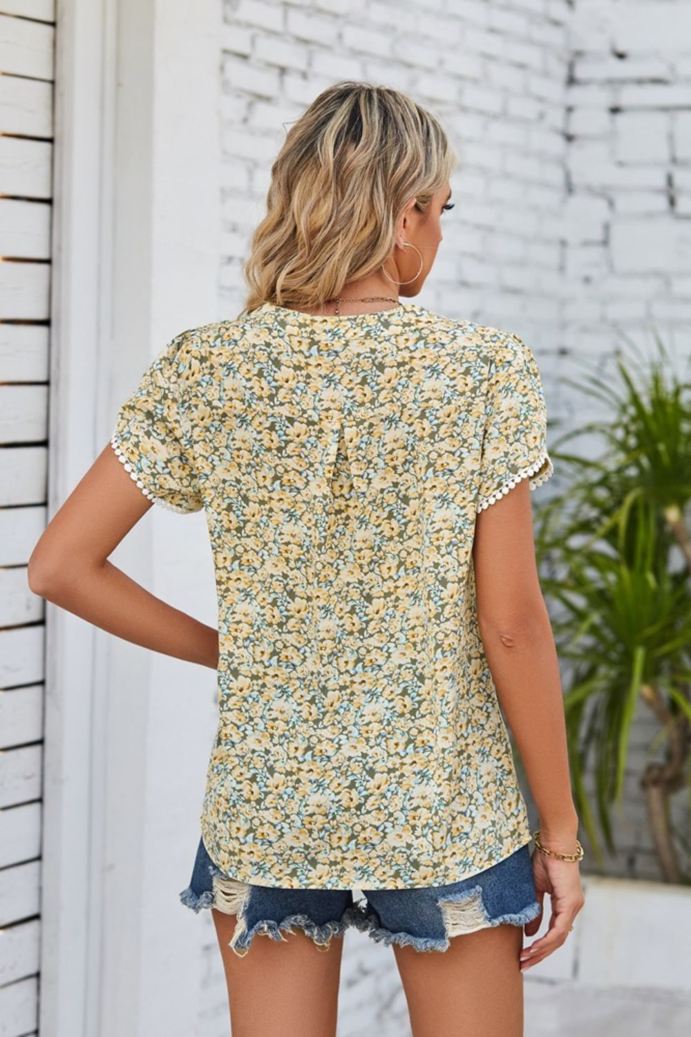 Honeybee Mumford's Floral Notched Neck Blouse