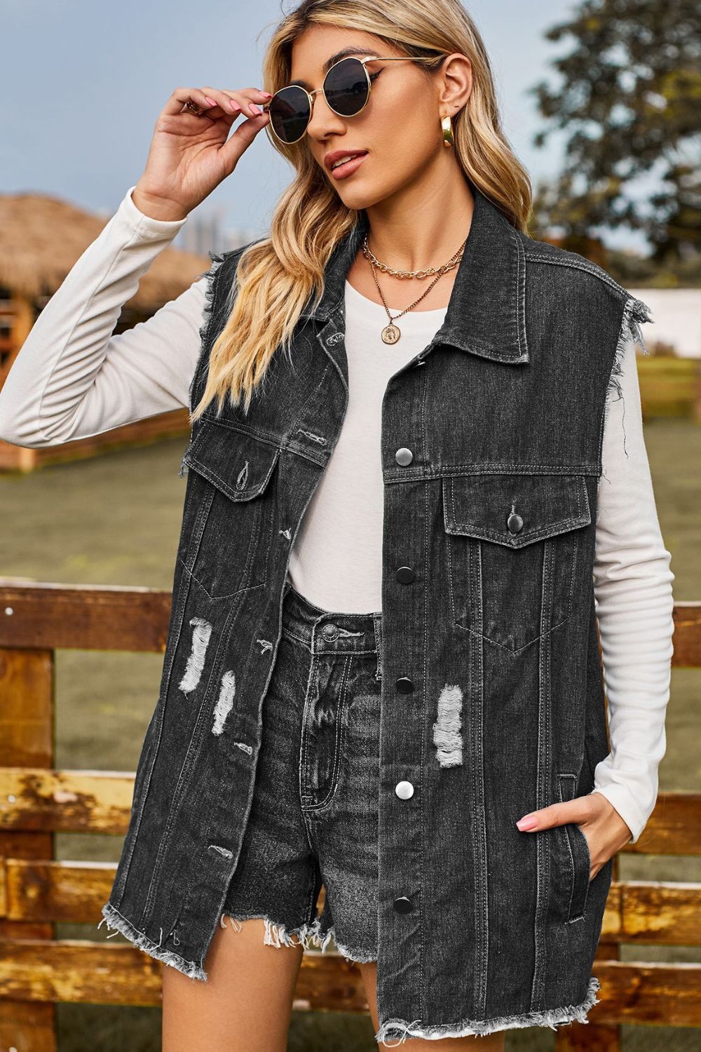 Honeybee Mumford's Sleeveless Button-Up Collared Denim Top with Pockets