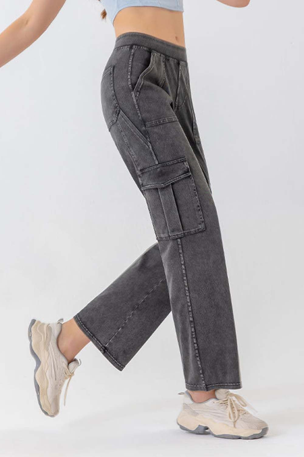 Honeybee Mumford's Buttoned Pocketed Long Jeans