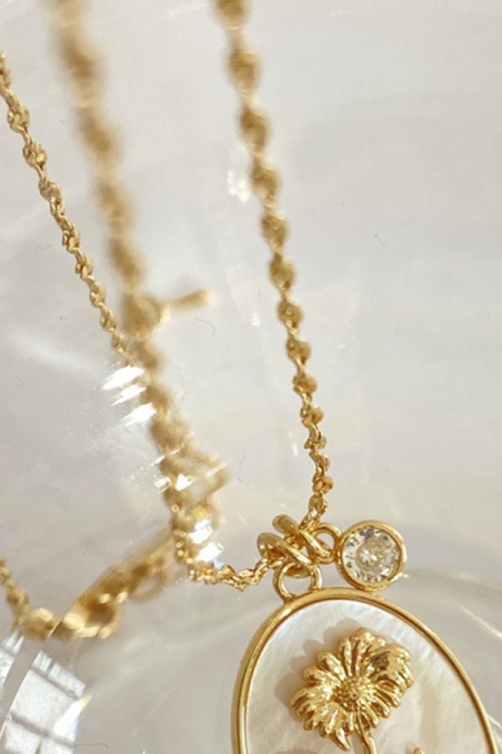 Honeybee Mumford's Flower Shell Pendant Necklace