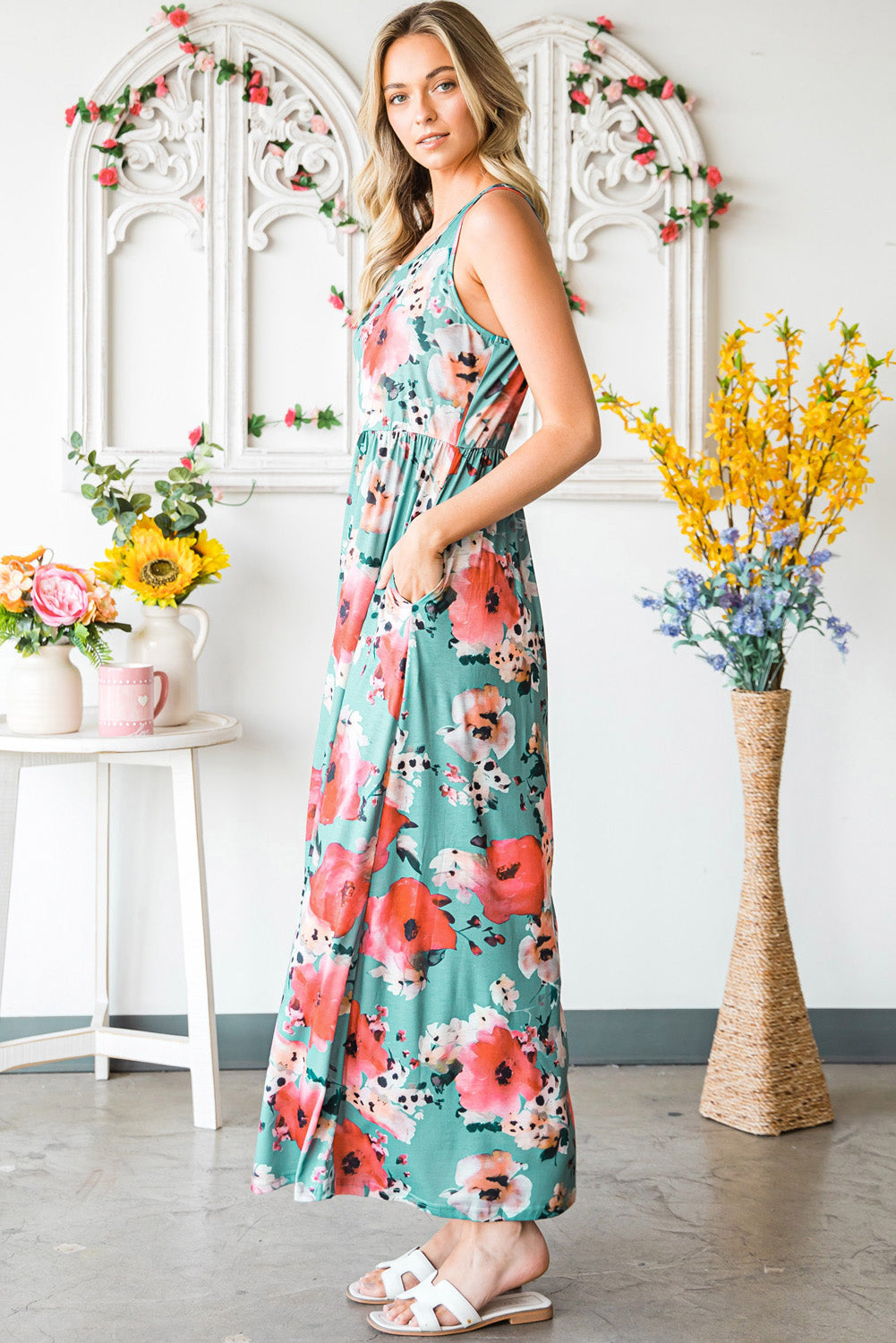 Honeybee Mumford's Floral Sleeveless Maxi Dress with Pockets