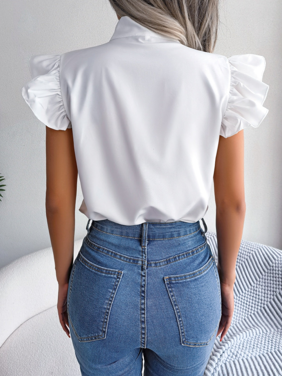 Honeybee Mumford's Tie Neck Cap Sleeve Blouse