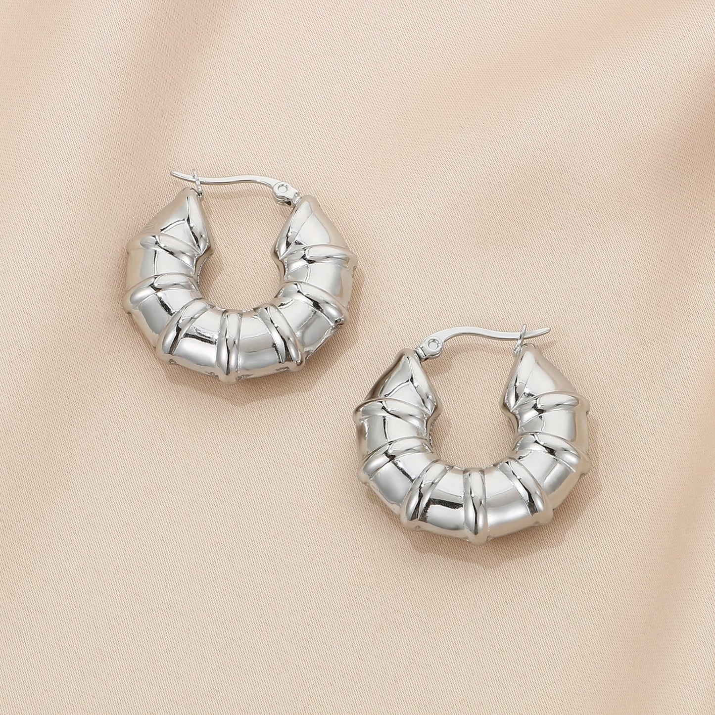 honeybee Mumford's Hinged Hoop Earrings