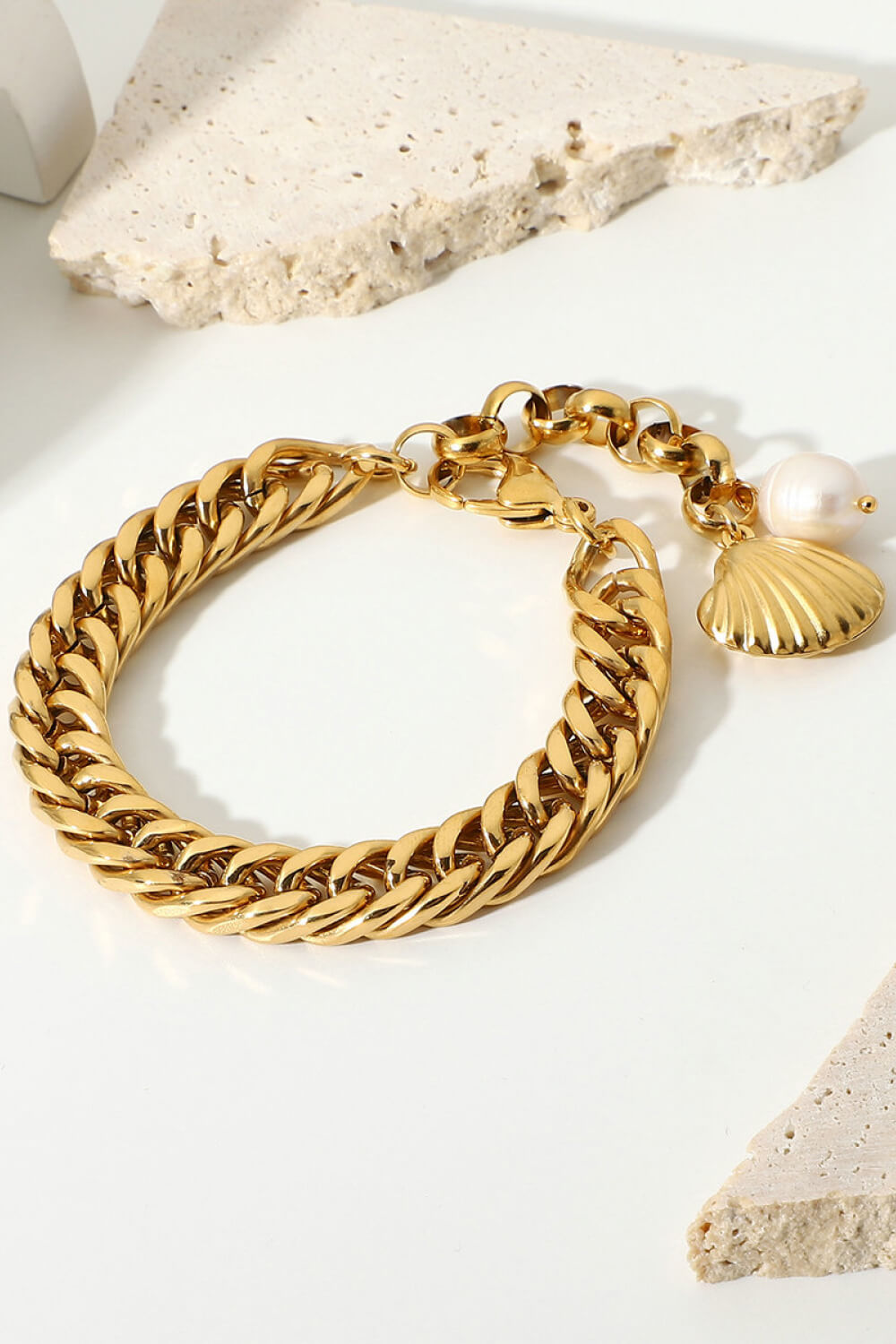 honeybee Mumford's 18K Gold-Plated Curb Chain Bracelet