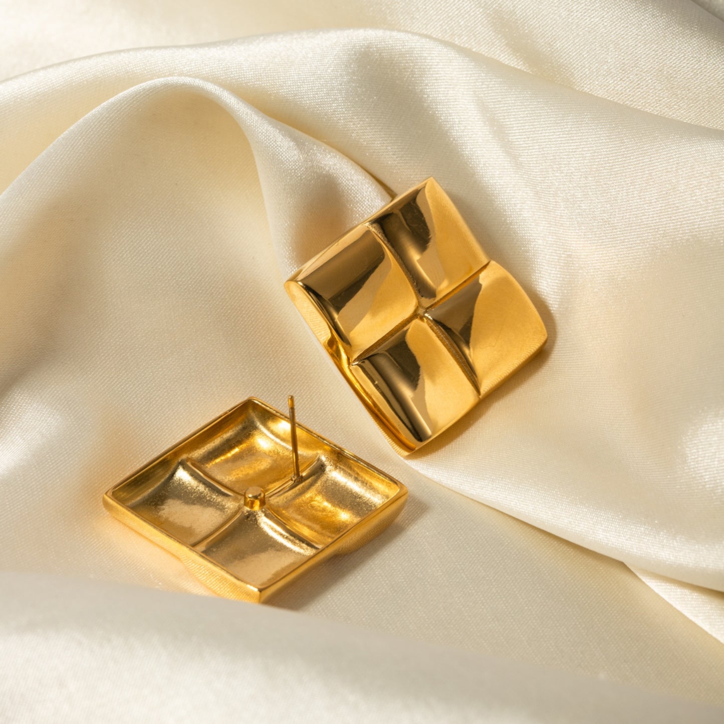 honeybee Mumford's 18K Gold-Plated Square Stud Earrings