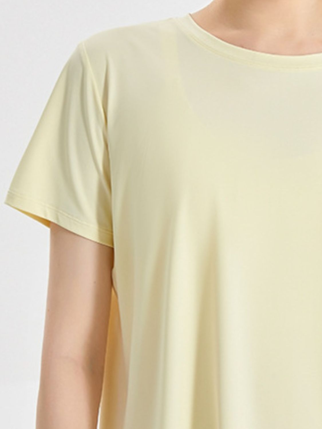 Honeybee Mumford's Slit Round Neck Short Sleeve Active T-Shirt