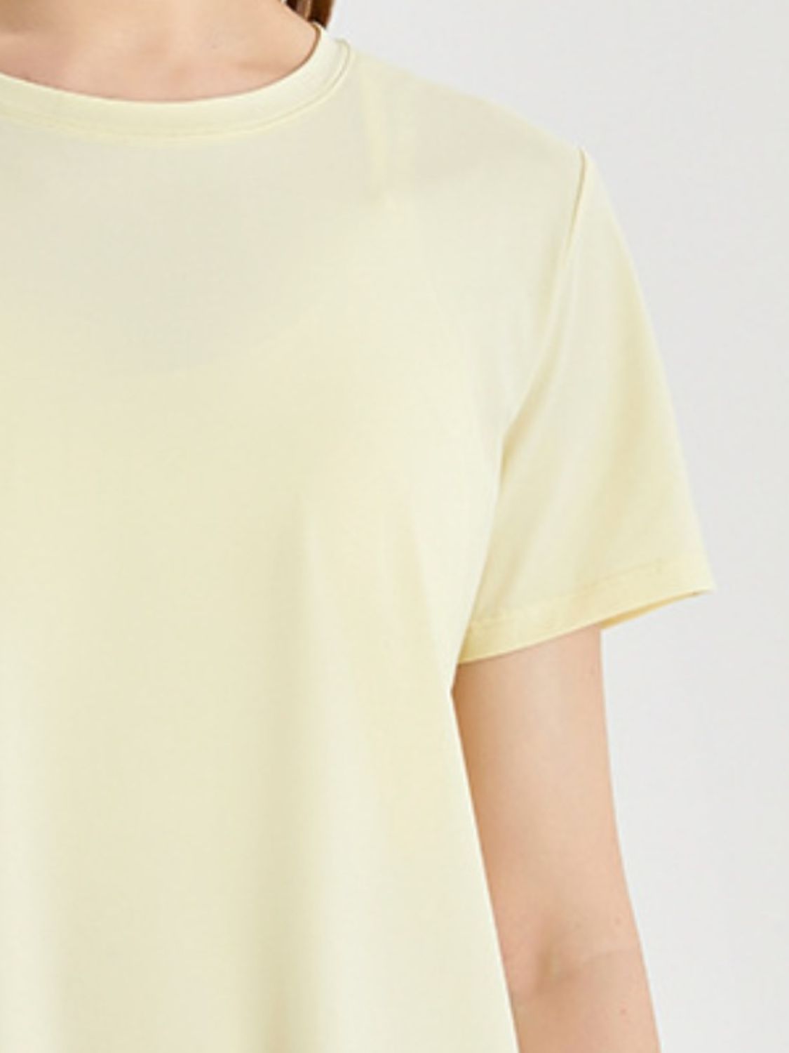 Honeybee Mumford's Slit Round Neck Short Sleeve Active T-Shirt