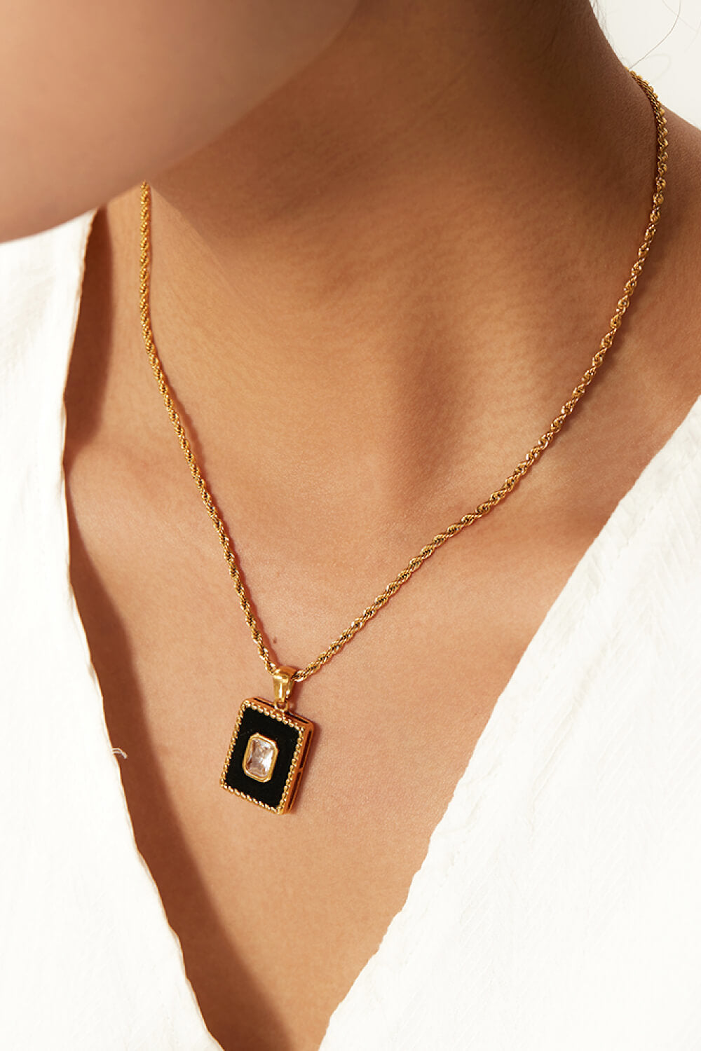 Honeybee Mumford's Square Pendant Twisted Chain Necklace